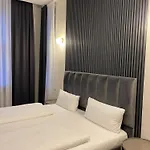 Blue Messe 3* برلين