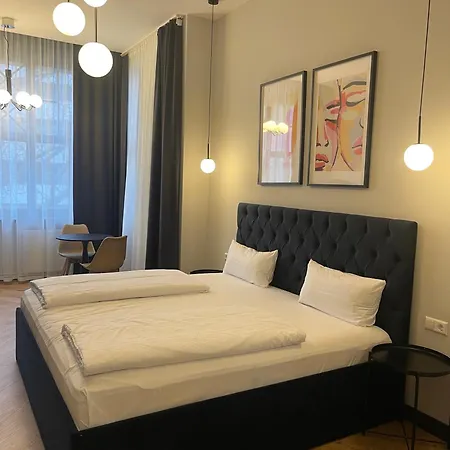 Blue Messe מלון 3*